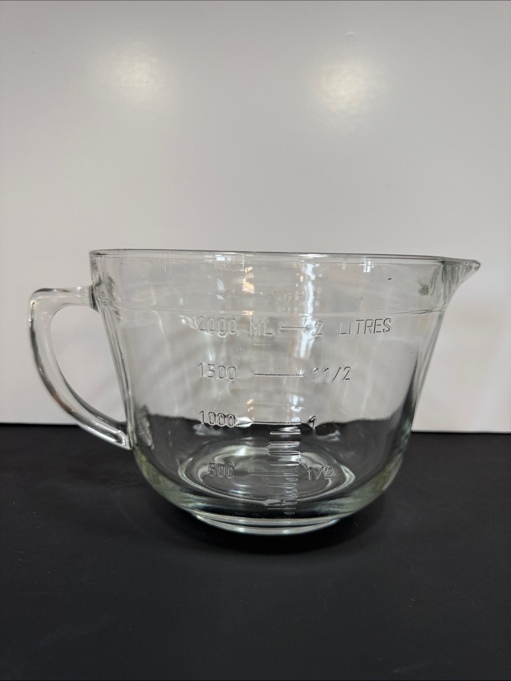 2L Anchor Hocking Clear Glass Measuring Bowl with Handle and Spout